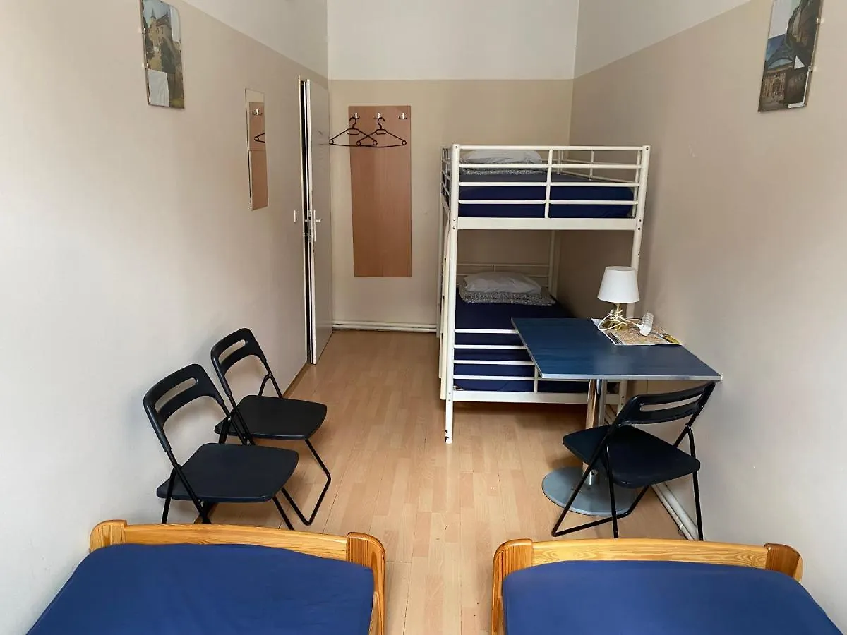 פראג Hostel Emma